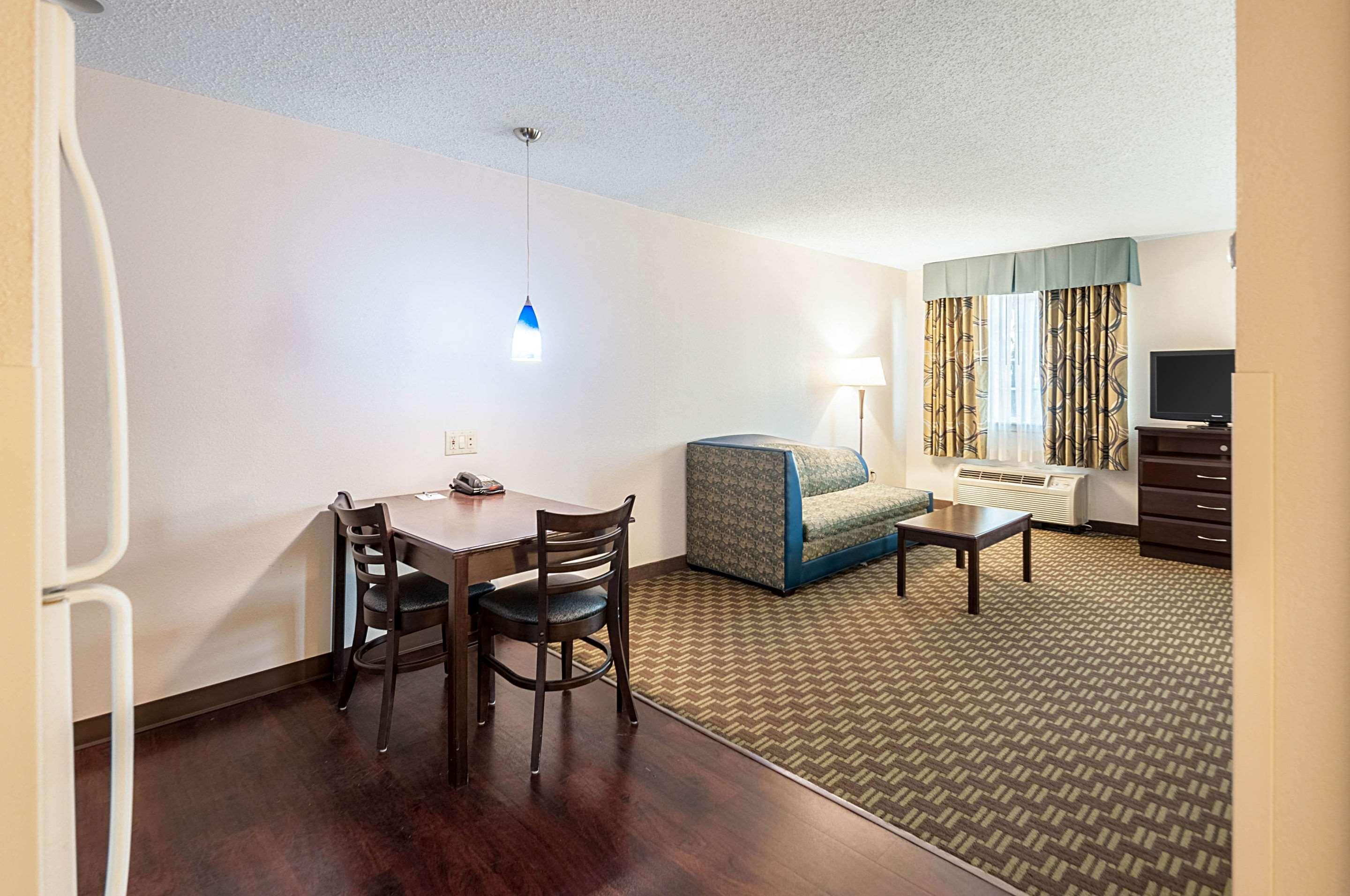 Mainstay Suites Frederick Exterior foto